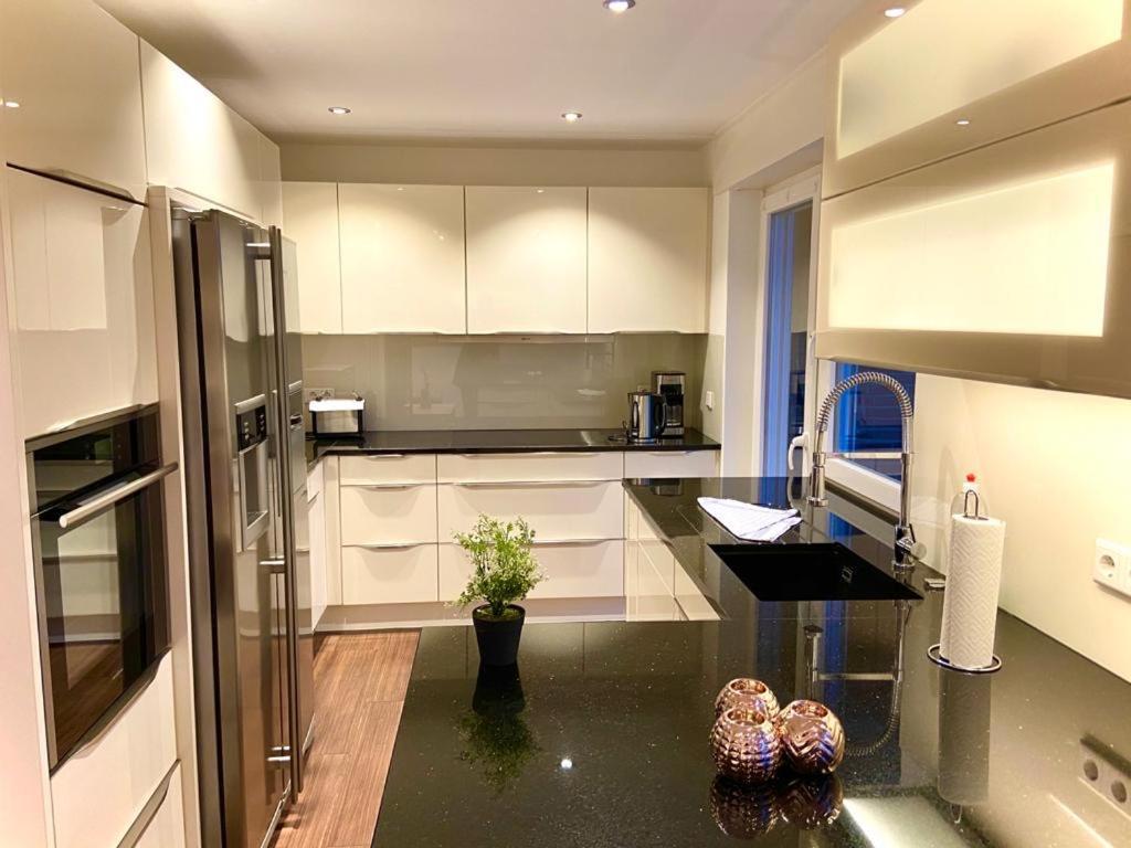 Beautiful Suites In The Center Of Gütersloh المظهر الخارجي الصورة
